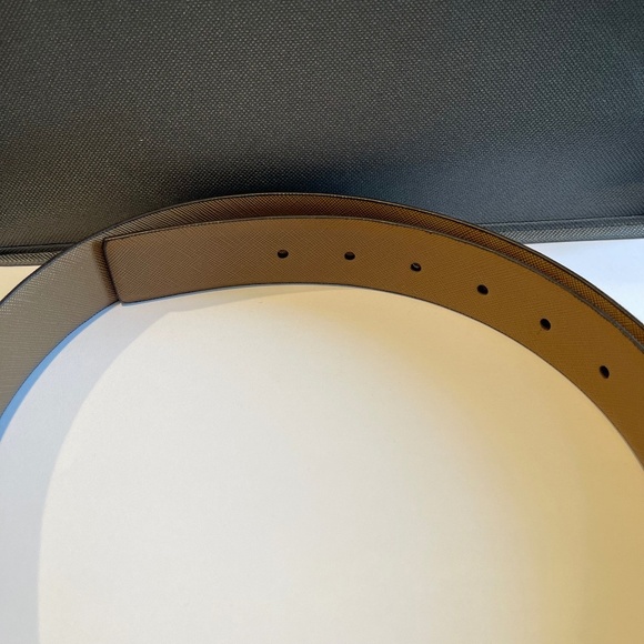 Michael Kors Leather Reversible Leopard Belt w/ Silver-tone Buckle - Large - NWT - Picture 3 of 4